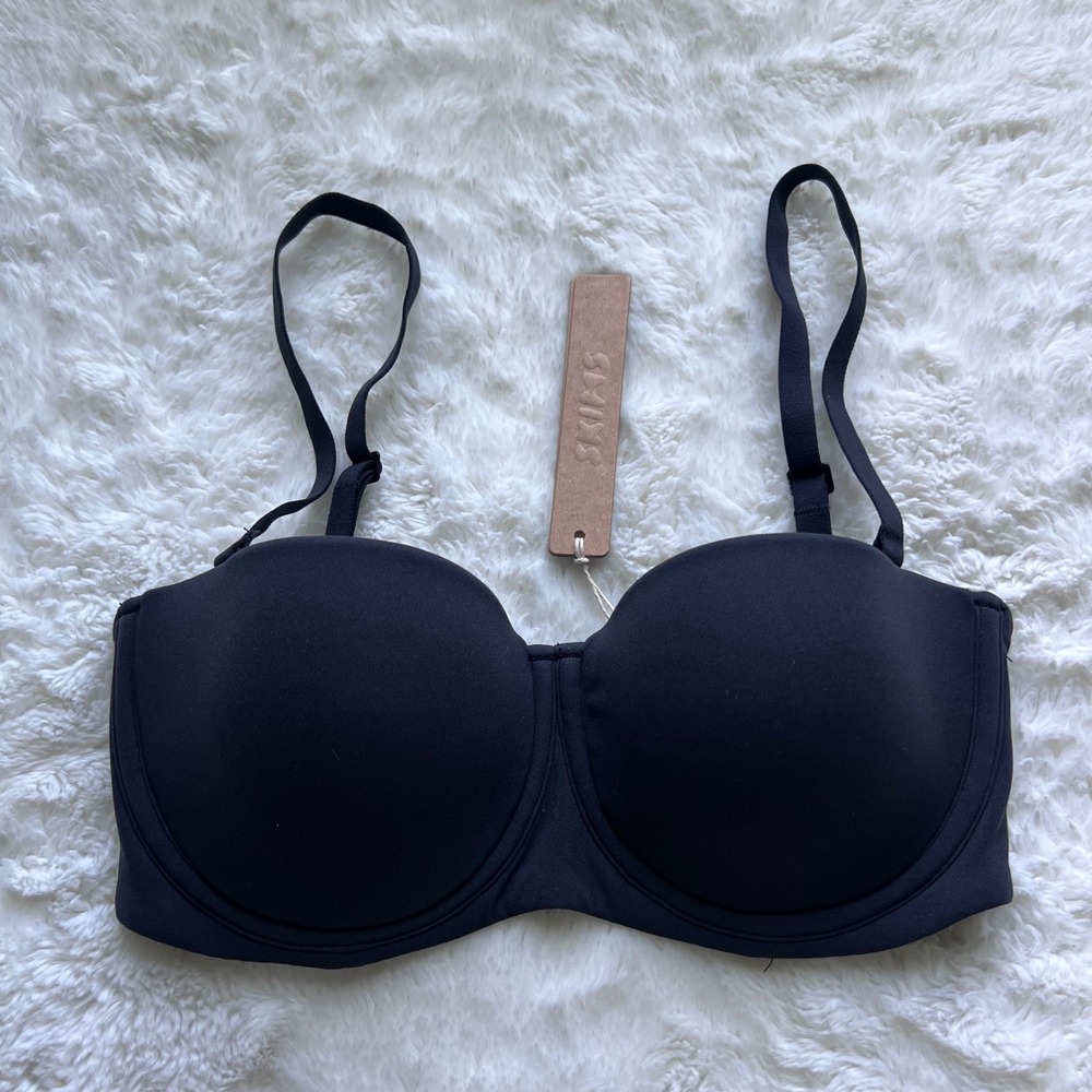 SKIMS Fits Everybody Strapless Bra Onyx Black Size 30C Multi-Way BA-BAN-9055 NWT